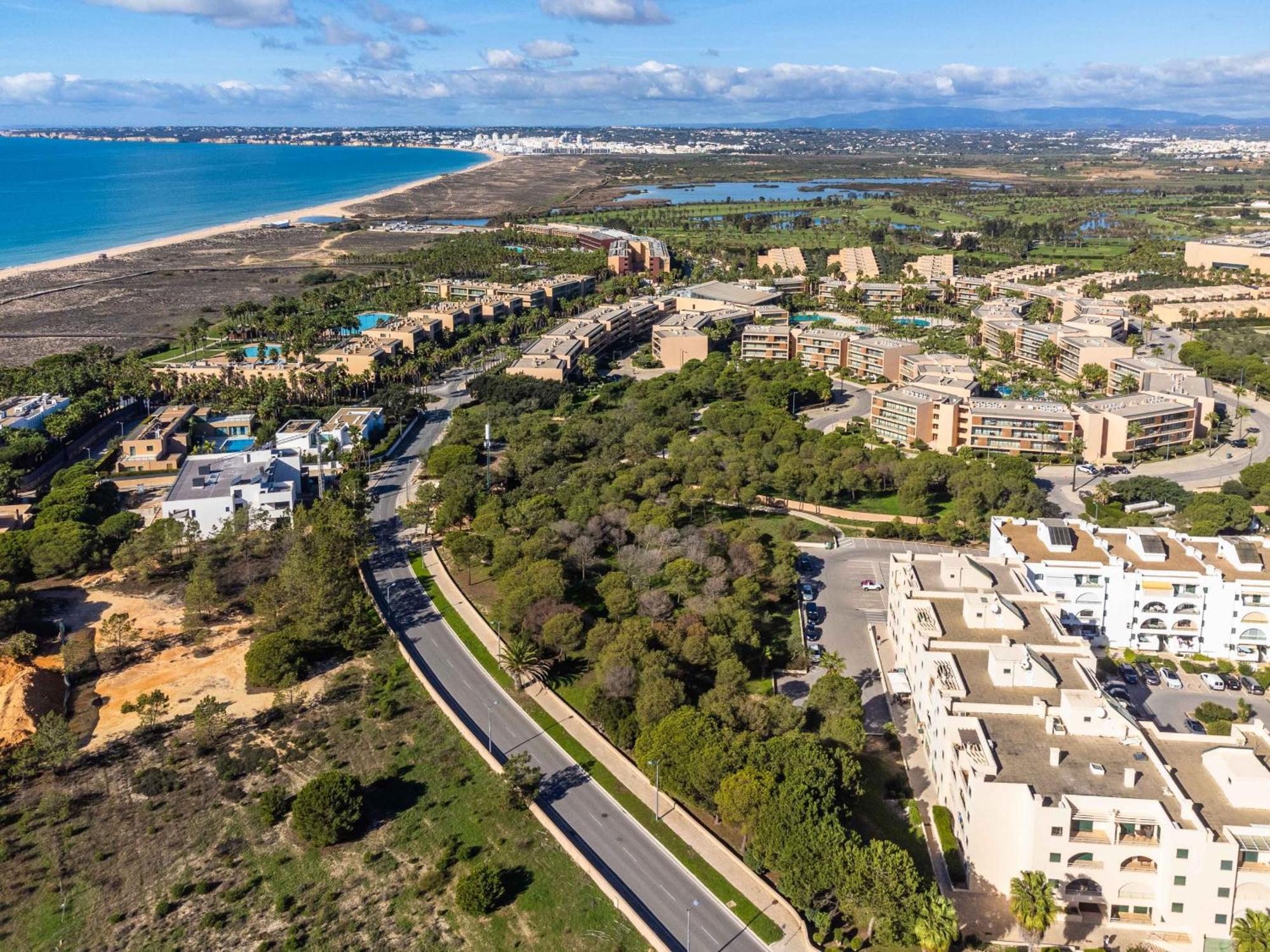 Salgados 1 Bedroom Apartment - 500M From The Beach Guia  Kültér fotó